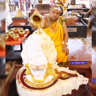 sahasra-linga-archana